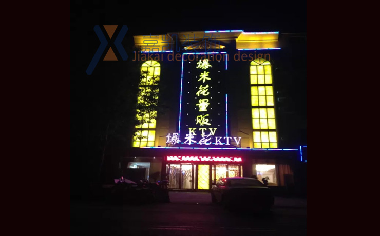 δ-1 .jpg